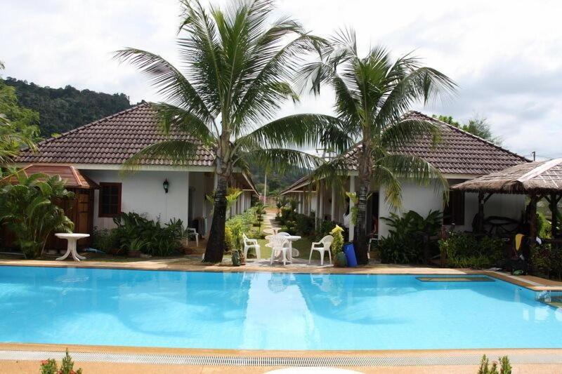Loma Resort - Teras