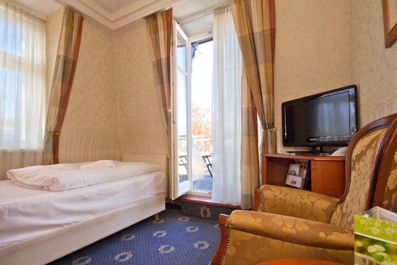 SEETELHOTEL Hotel Esplanade - Oda