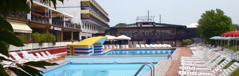 Hotel Marina Uno - Havuz