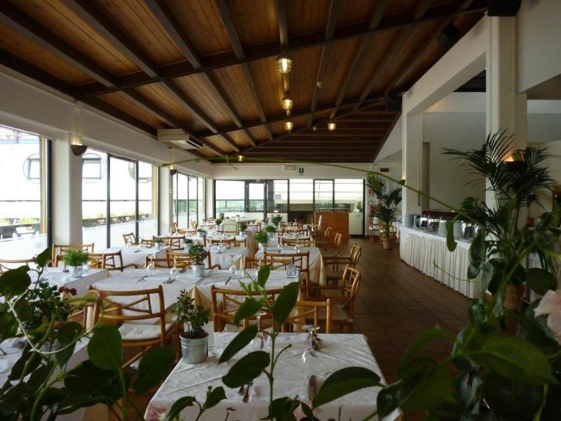 Hotel Marina Uno - Restoran