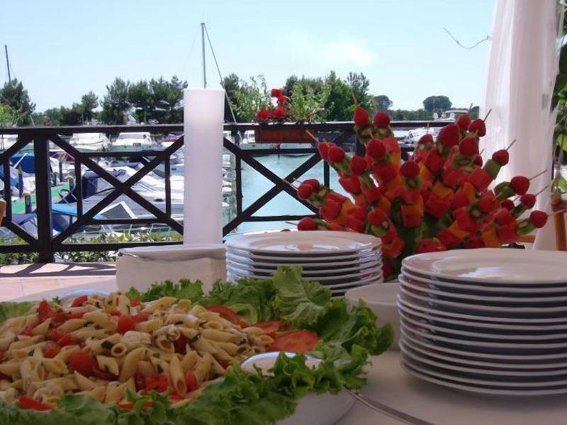 Hotel Marina Uno - Restoran