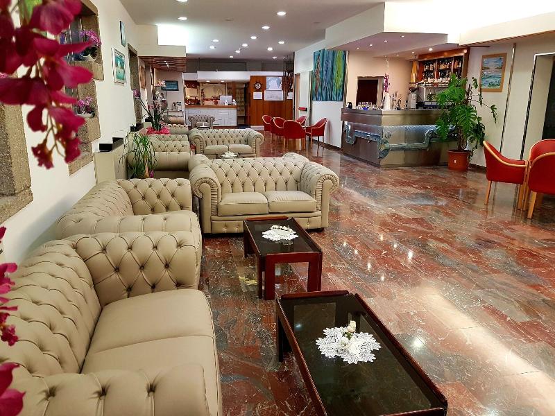 Hotel Meridianus - Lobi