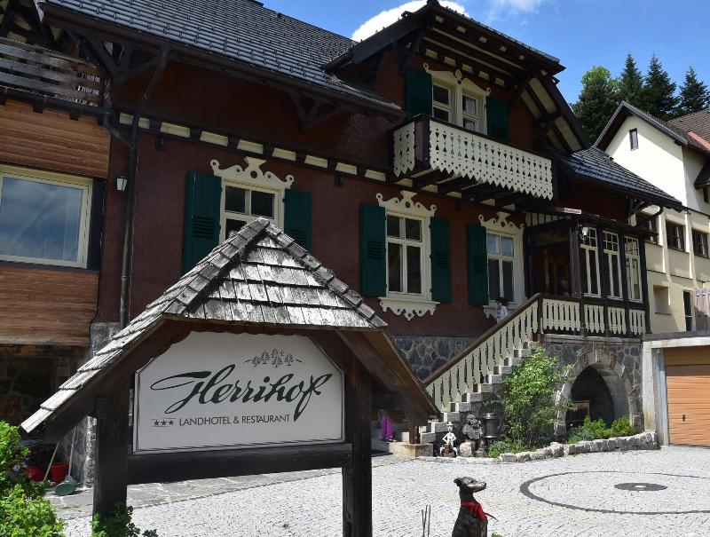 Herrihof Landhotel & Chalets - Genel