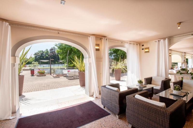 Hotel Fior - Lobi