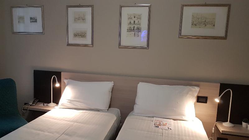Hotel Gran Torino - Oda