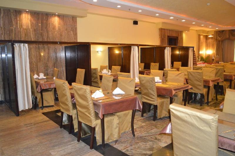 Platinum Park Hotel - Restoran