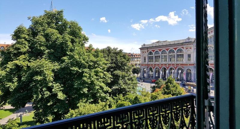 Roma e Rocca Cavour - Genel