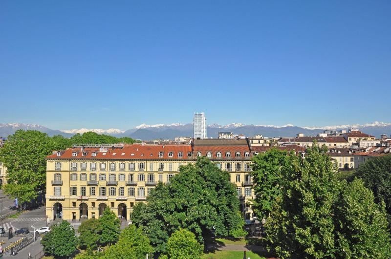 Roma e Rocca Cavour - Genel
