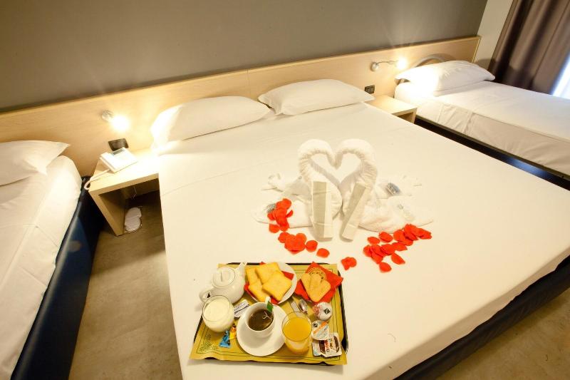 Adalesia Hotel&Coffee - Oda