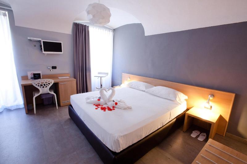 Adalesia Hotel&Coffee - Oda