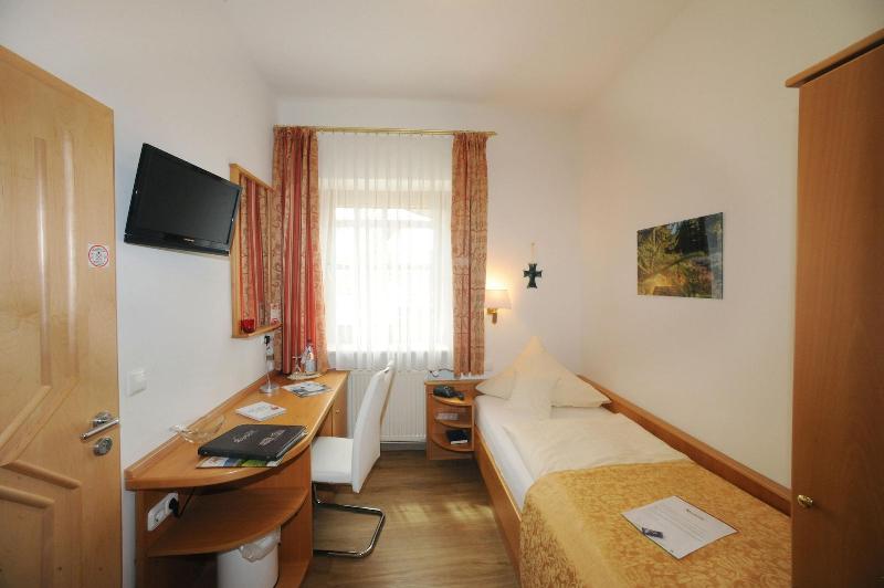Hotel Rösslwirt - Oda
