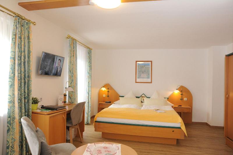 Hotel Rösslwirt - Oda