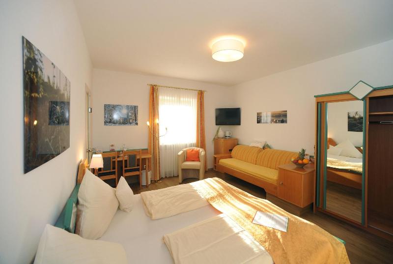 Hotel Rösslwirt - Oda