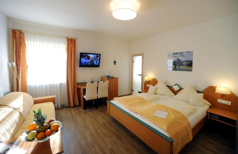 Hotel Rösslwirt - Oda