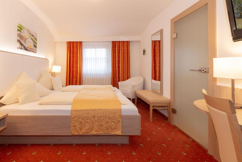 Hotel Rösslwirt - Oda