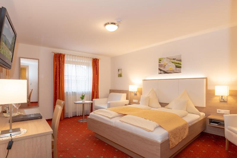 Hotel Rösslwirt - Oda