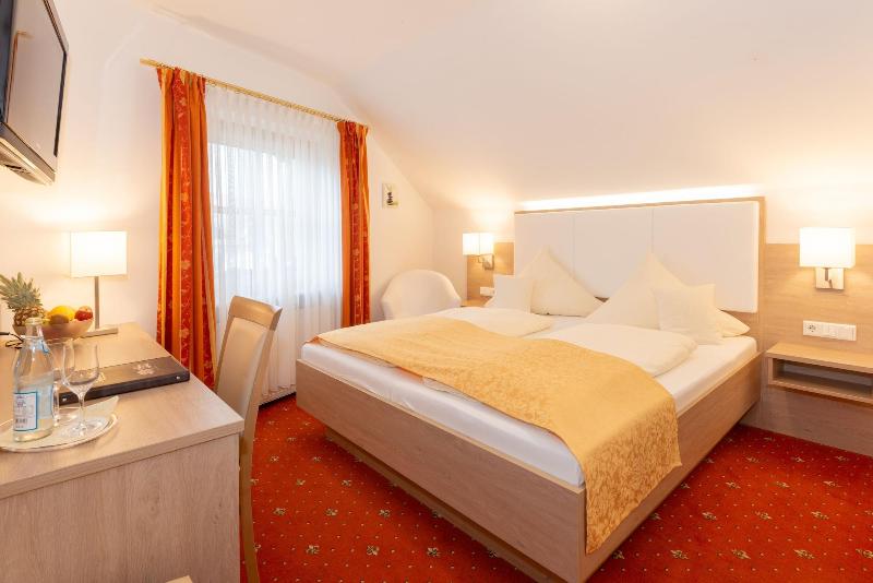 Hotel Rösslwirt - Oda