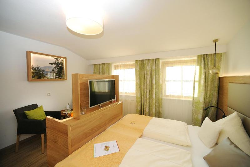 Hotel Rösslwirt - Oda
