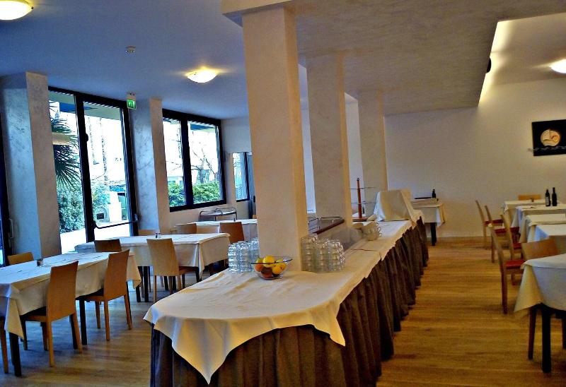 Adria - Bar