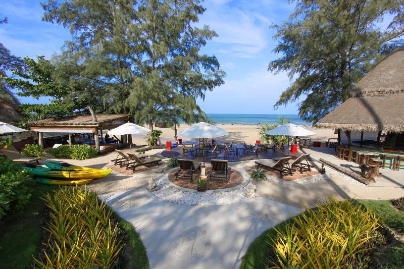 Lanta Castaway Beach Resort - Genel