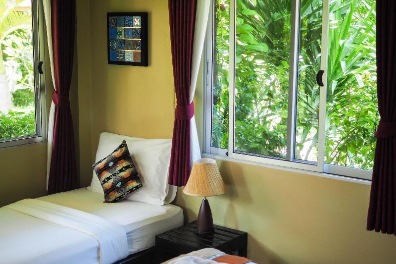 Lanta Castaway Beach Resort - Oda
