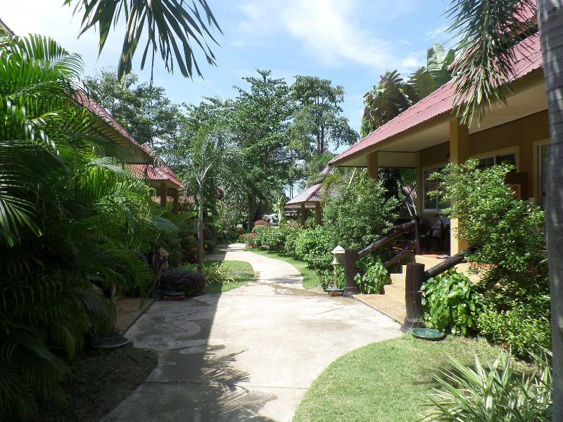 Lanta Castaway Beach Resort - Oda