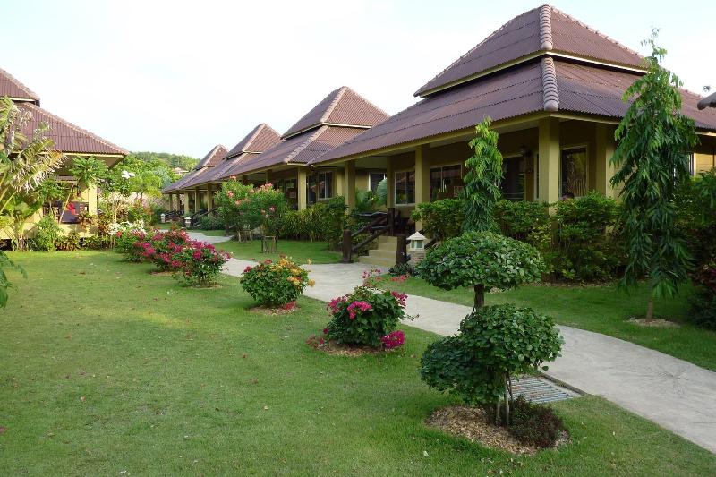 Lanta Castaway Beach Resort - Teras