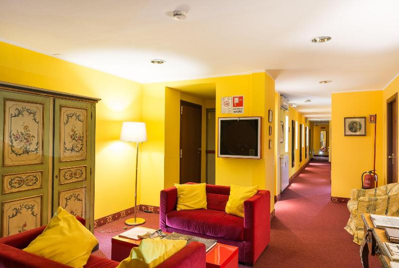 Alpi Resort - Lobi
