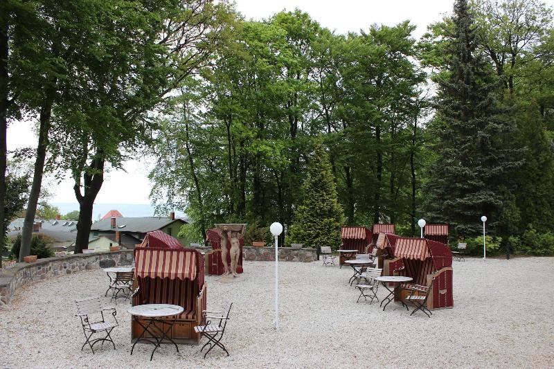 Weisses Schloss - Genel