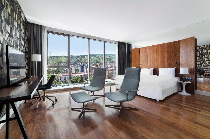Holiday Inn Tbilisi - Oda