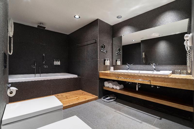 Holiday Inn Tbilisi - Oda