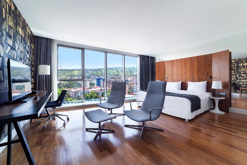 Holiday Inn Tbilisi - Oda