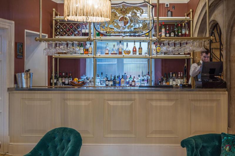The Old Bell - Bar