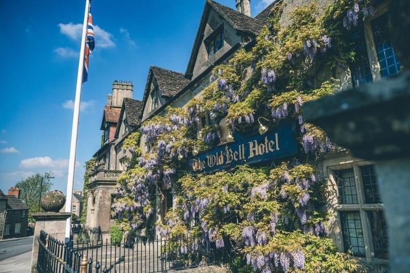 The Old Bell - Genel