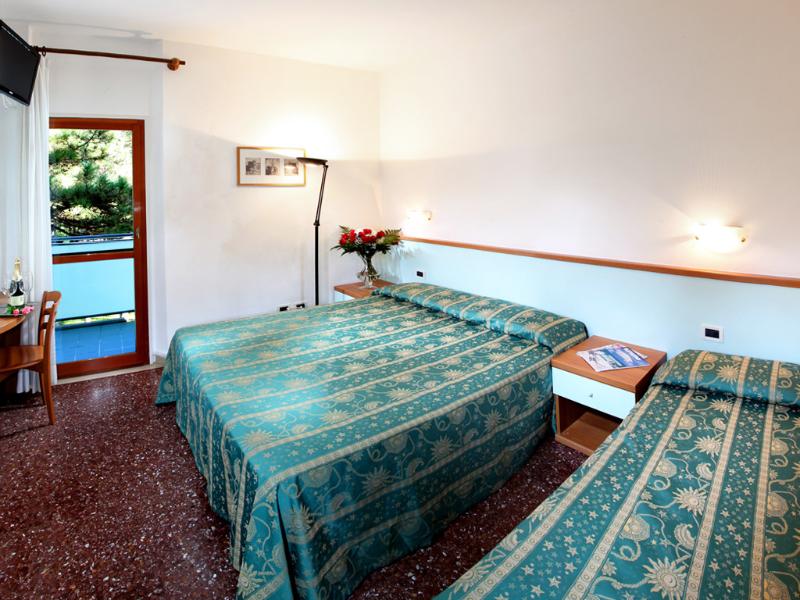 Hotel Mediterraneo - Oda