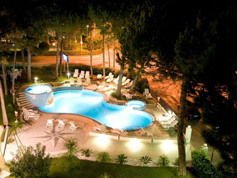 Hotel Mediterraneo - Havuz