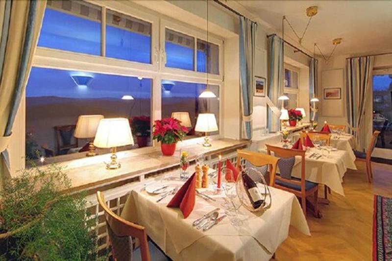 Jufa Hotel Schwarzwald - Restoran