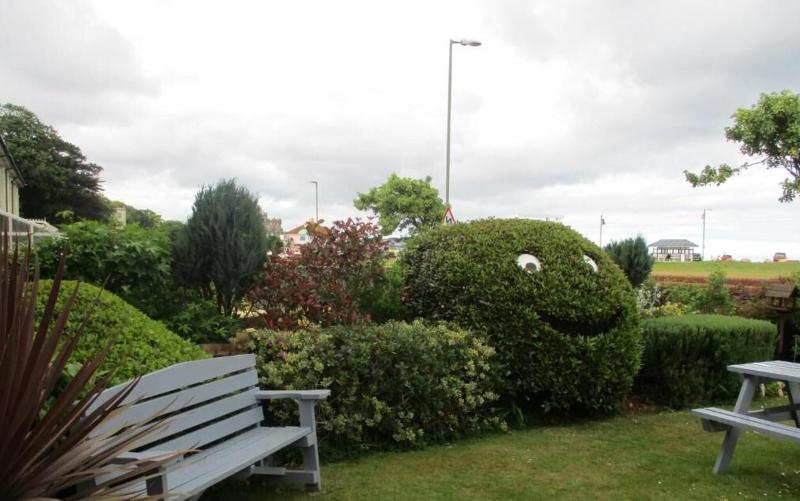 Sefton Lodge - Genel