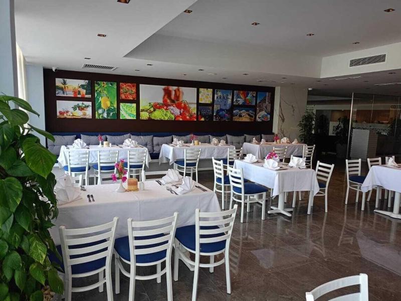 Porto Sokhna Beach Resort & Spa - Restoran