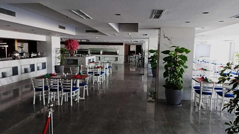 Porto Sokhna Beach Resort & Spa - Restoran