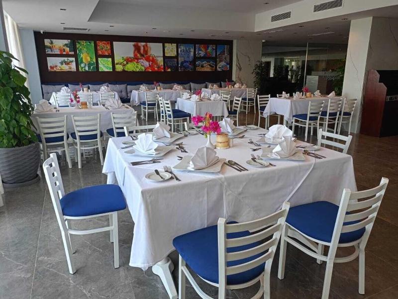 Porto Sokhna Beach Resort & Spa - Restoran