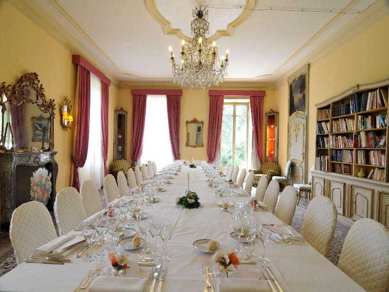 Sina Villa Matilde - Toplantı
