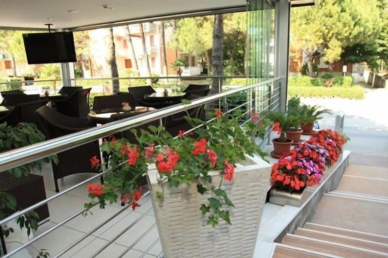 Hotel Martini - Lobi