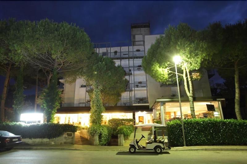 Hotel Martini - Genel