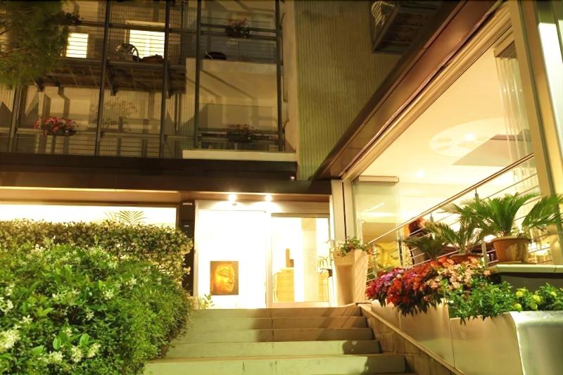 Hotel Martini - Genel