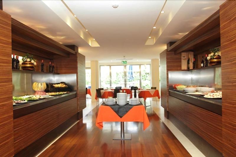 Hotel Martini - Restoran