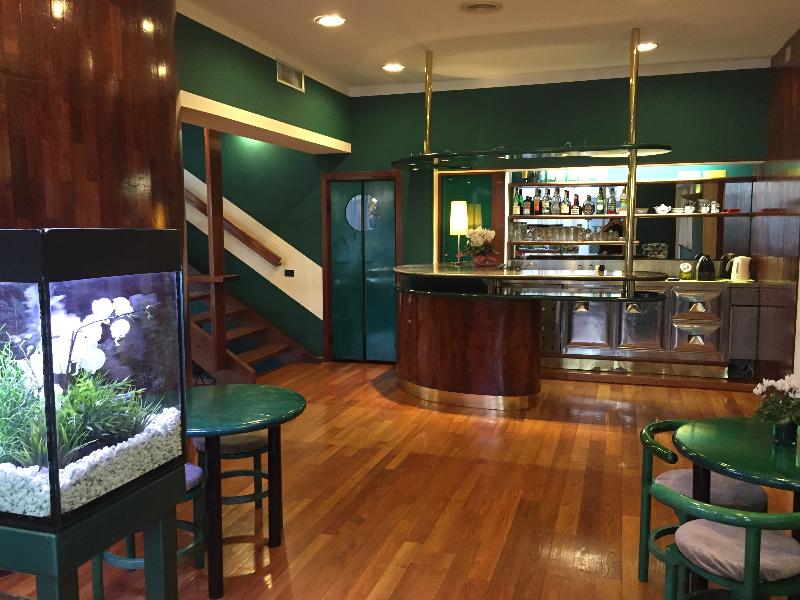 Business Hotel - Bar