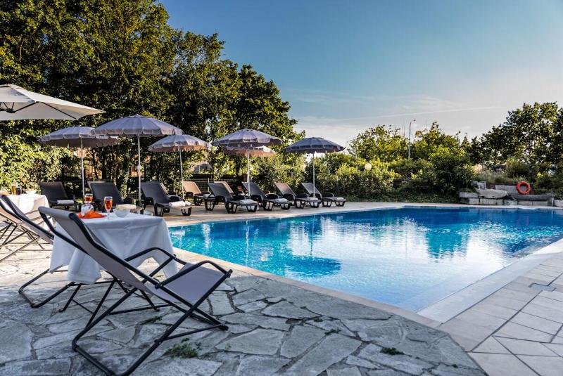Business Hotel - Genel