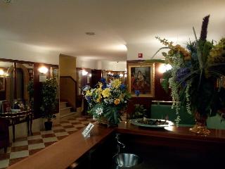 Hotel Diana