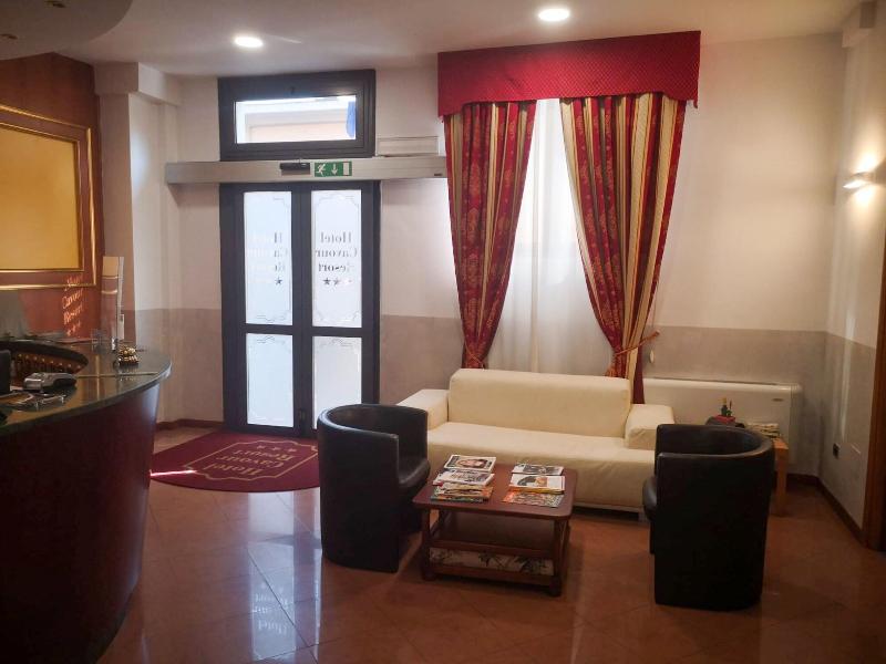 Cavour Resort - Lobi